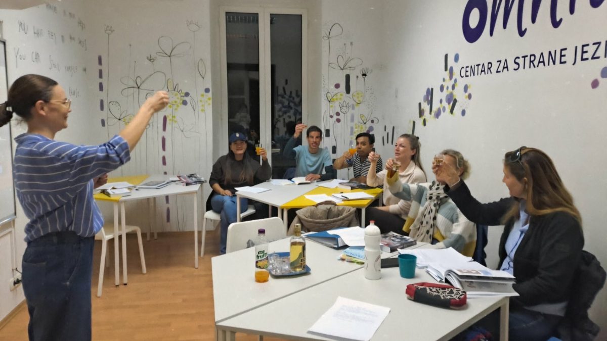 Adult learners practising Croatian in an OMNIA classroom in Rijeka